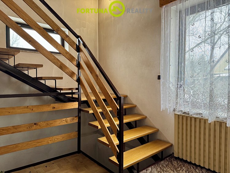 Prodej domu, 239 m² (10 z 25)