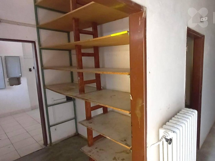 Комерційне приміщення на продаж, 100 м² (13 з 16)