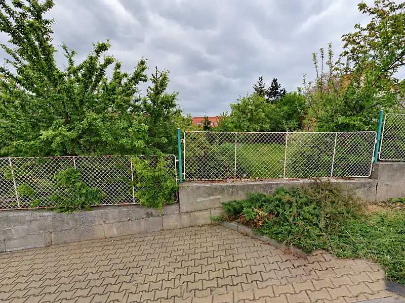 Prodej stavebního pozemku 382 m², Praha – náhled fotky 1