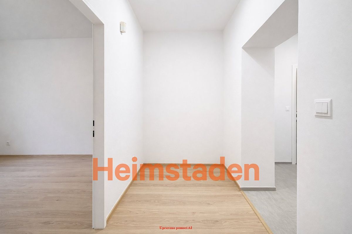 Pronájem bytu 2+kk 44 m² – fotografie 5