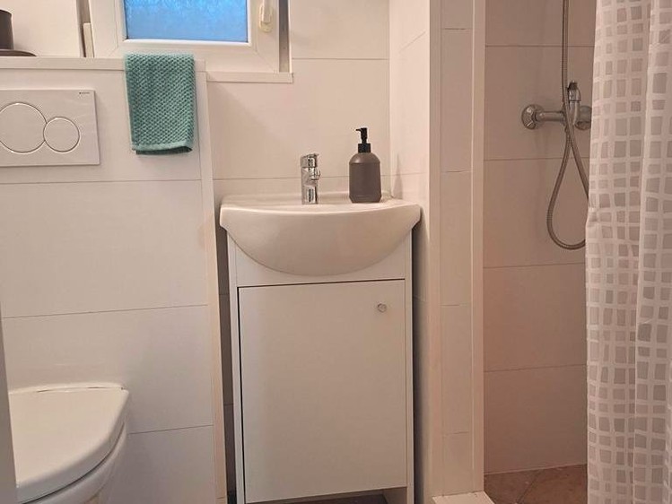 Prodej komerčního prostoru, 62 m² (12 z 20)