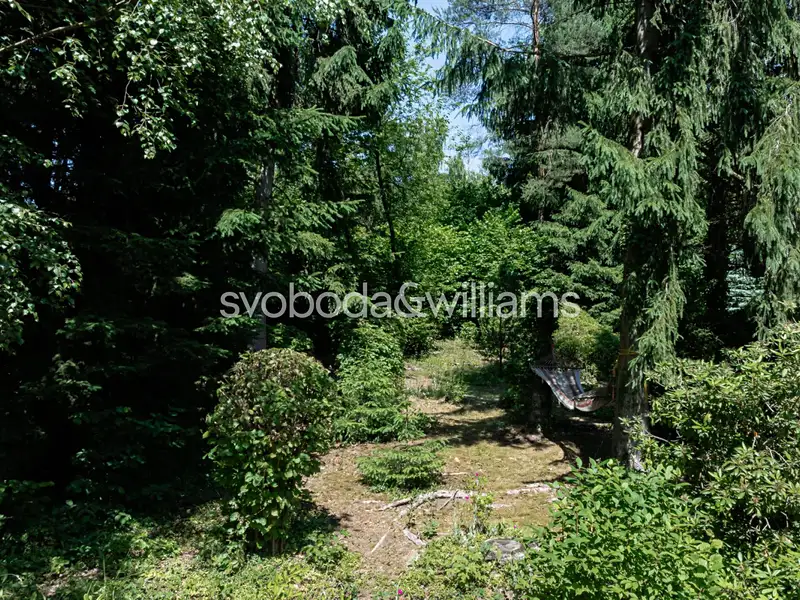 Prodej stavebního pozemku 1203 m², Kamenice – náhled fotky 3
