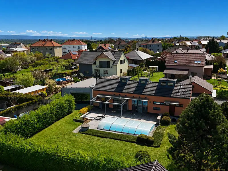 Prodej rodinného domu 236 m², pozemek 1236 m², Křelov-Břuchotín – náhled fotky 1