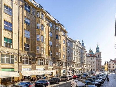 Pronájem komerčního prostoru, 105 m² (2 z 9)