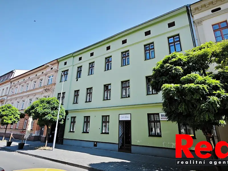 Pronájem bytu 1+kk 30 m², Brno – náhled fotky 1