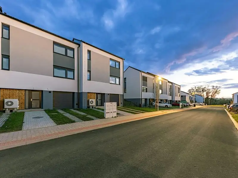 Prodej rodinného domu 108 m², pozemek 379 m², Nučice – náhled fotky 2
