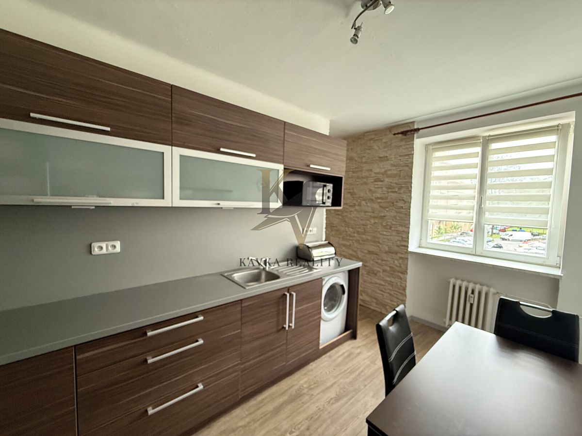 Pronájem bytu 2+1 56 m² – fotografie 2