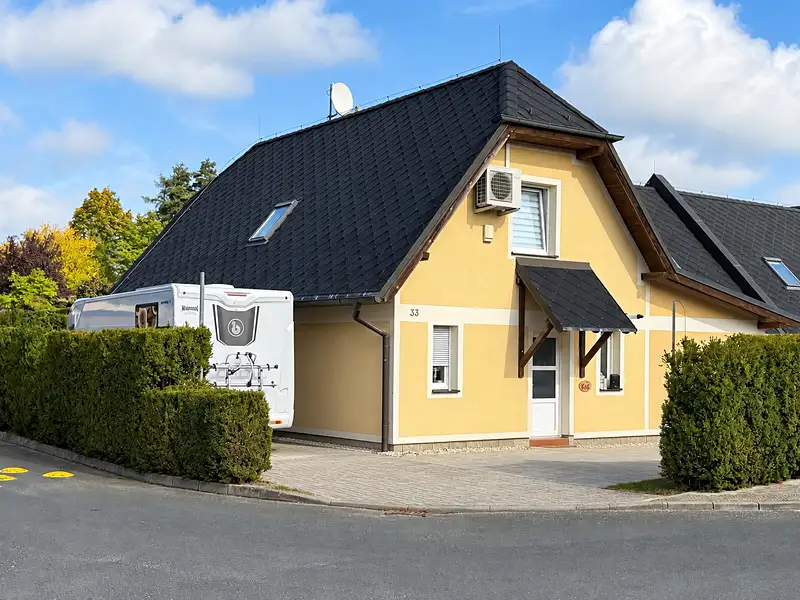 Prodej rodinného domu 200 m², pozemek 480 m², Cheb – náhled fotky 2