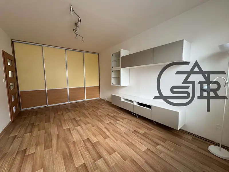 Prodej bytu 3+1 72 m², Pardubice – náhled fotky 2