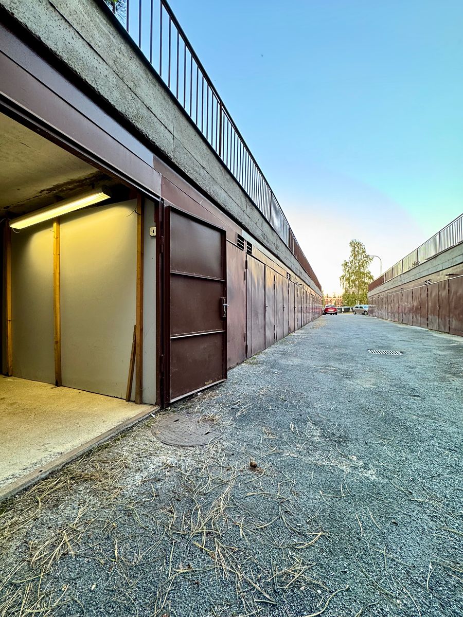 Prodej garáže 16 m² – fotografie 2