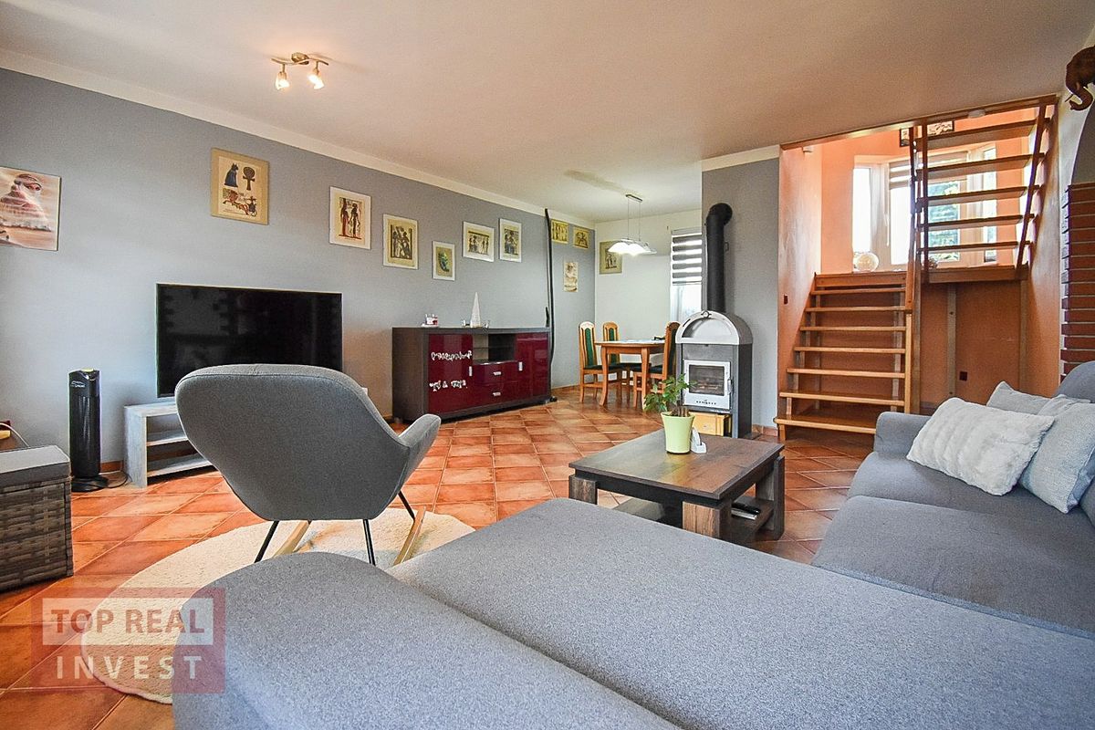 Prodej rodinného domu 137 m², pozemek 824 m² – fotografie 4