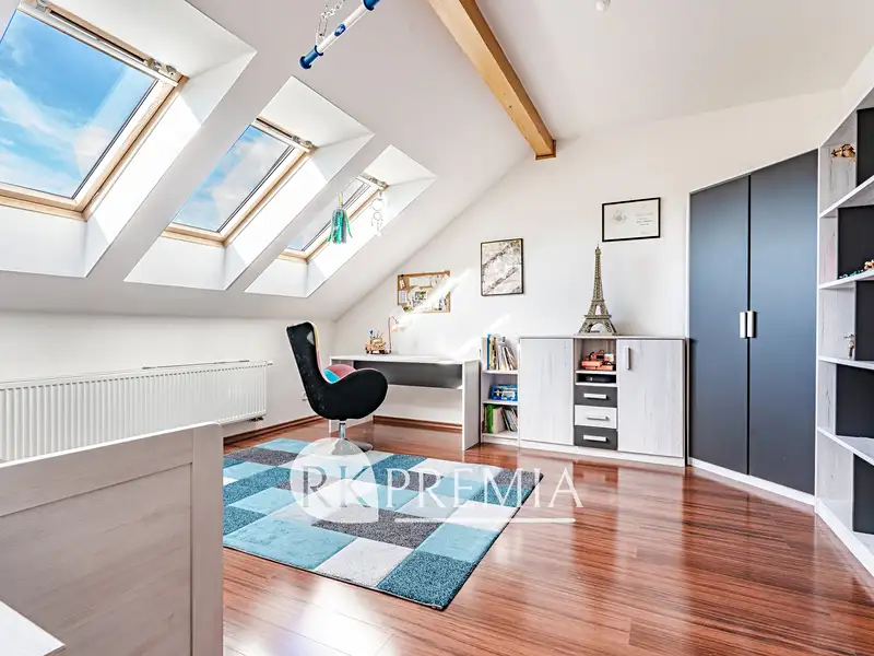 Prodej rodinného domu 171 m², pozemek 148 m², Teplice – náhled fotky 3