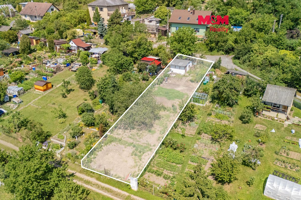 Prodej zahrady 381 m², Beroun – fotka 1 z 3