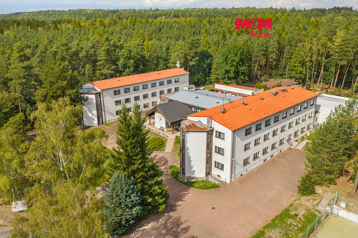 Prodej ubytovacího zařízení 3216 m²