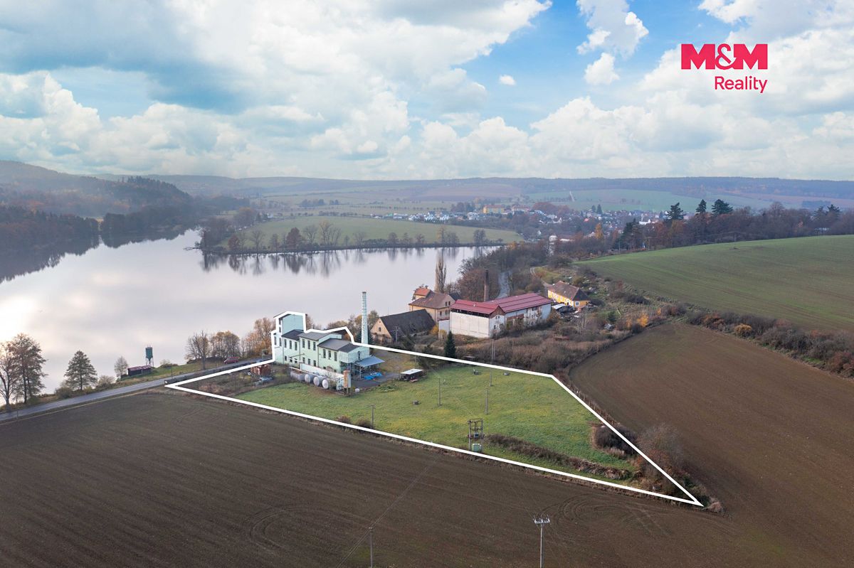 Prodej výrobní haly, prostoru 762 m² – fotografie 2