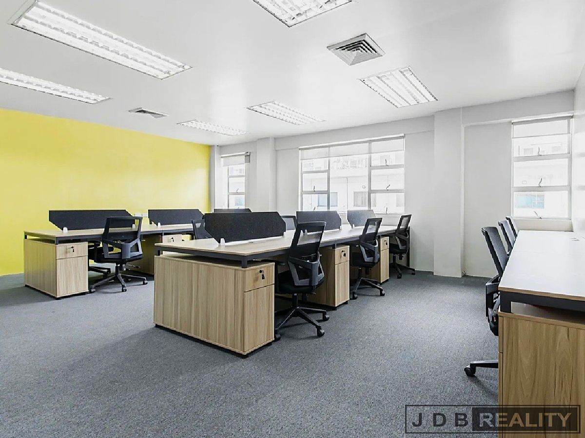 Pronájem kanceláře 10 m² – fotografie 4