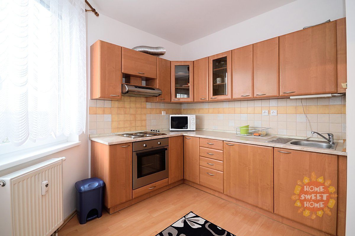 Pronájem bytu 1+kk 40 m² – fotografie 2