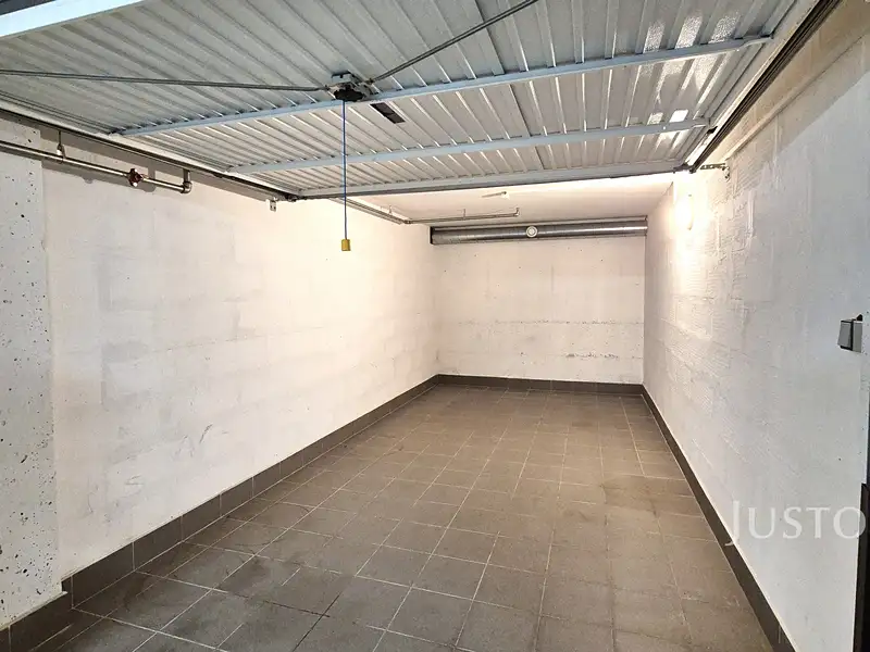 Pronájem garáže 17 m², Písek – náhled fotky 1