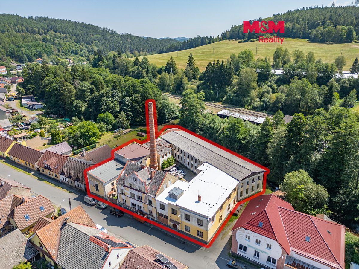 Prodej výrobní haly, prostoru 2640 m²