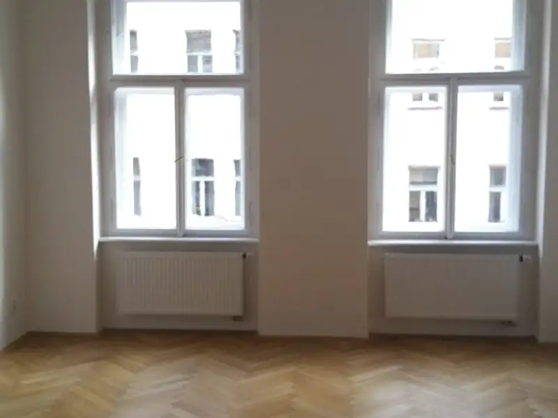 Pronájem bytu 3+kk 77 m², Praha – náhled fotky 2