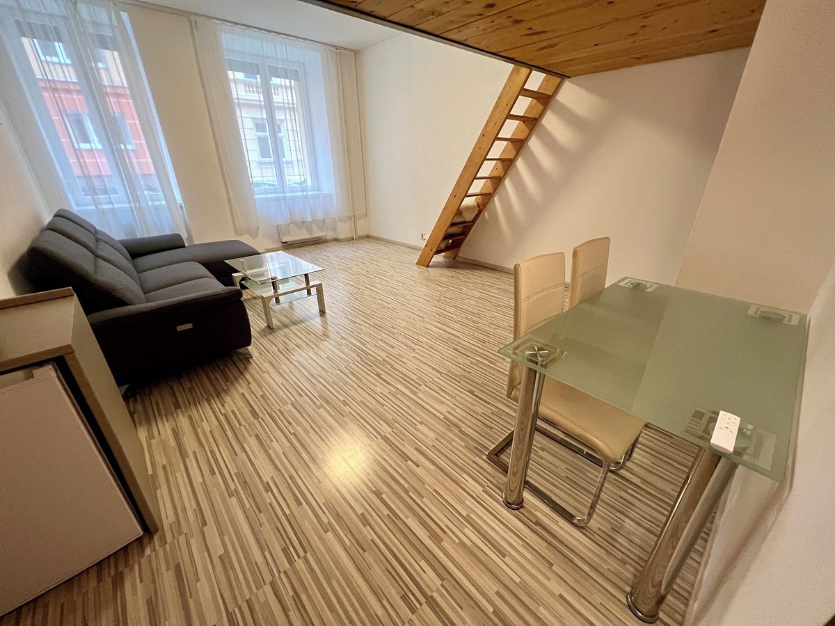 Pronájem bytu 1+kk 37 m² – fotografie 5