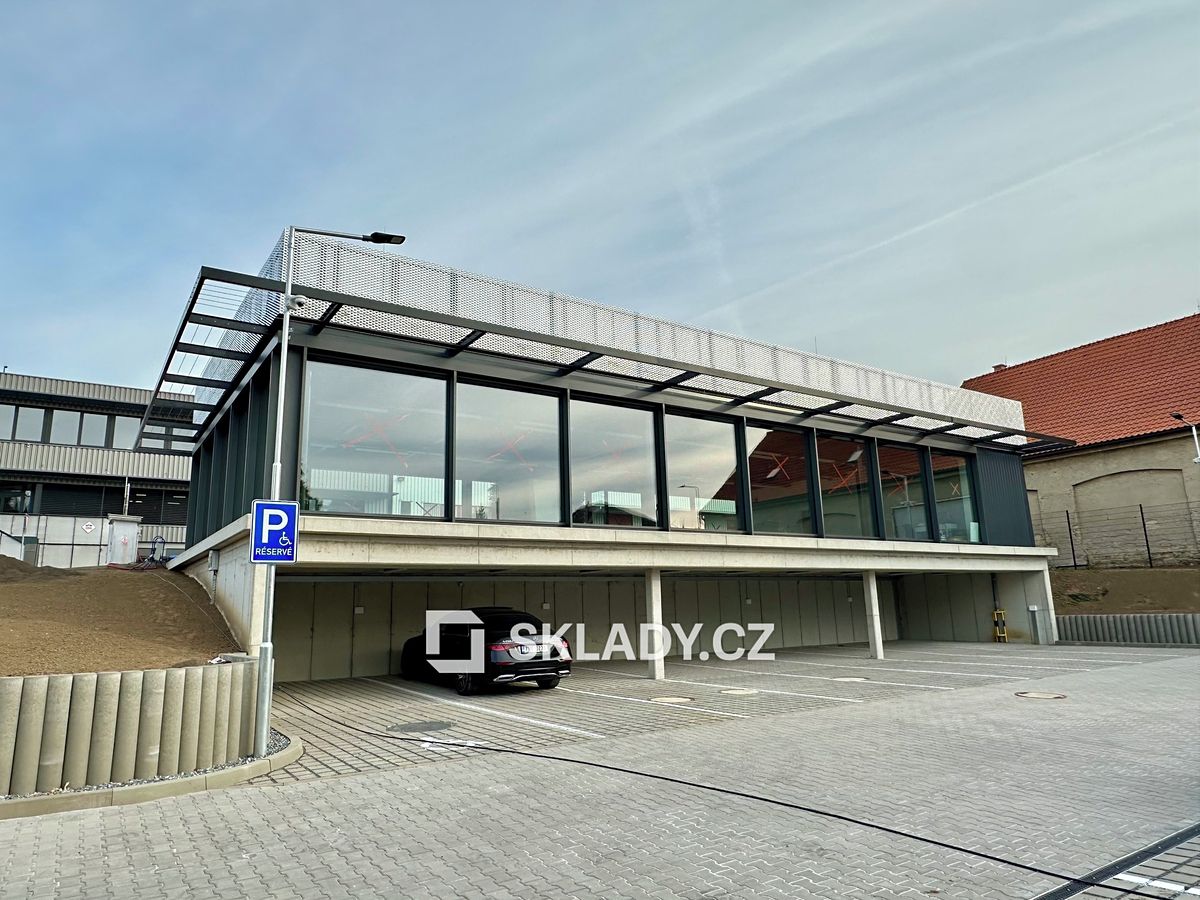 Pronájem obchodního prostoru 225 m² – fotografie 3