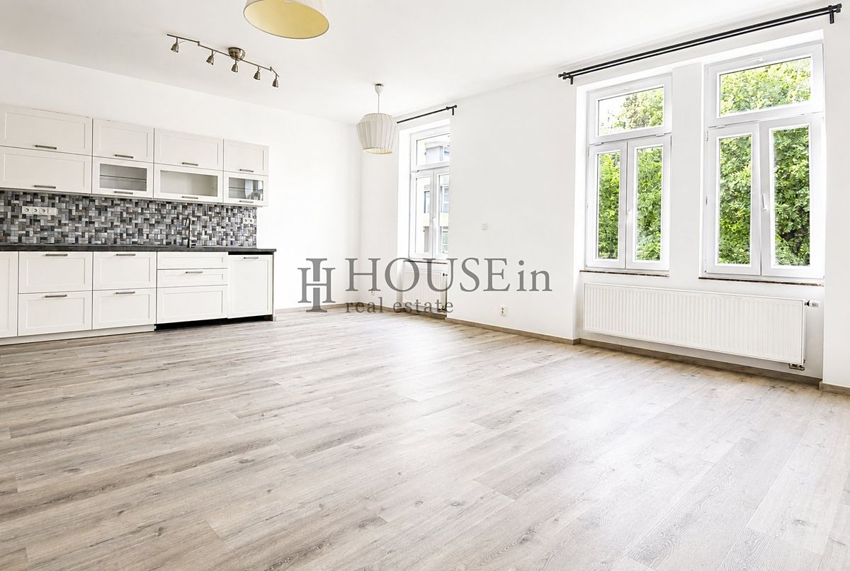 Pronájem bytu 2+kk 63 m² – fotografie 3