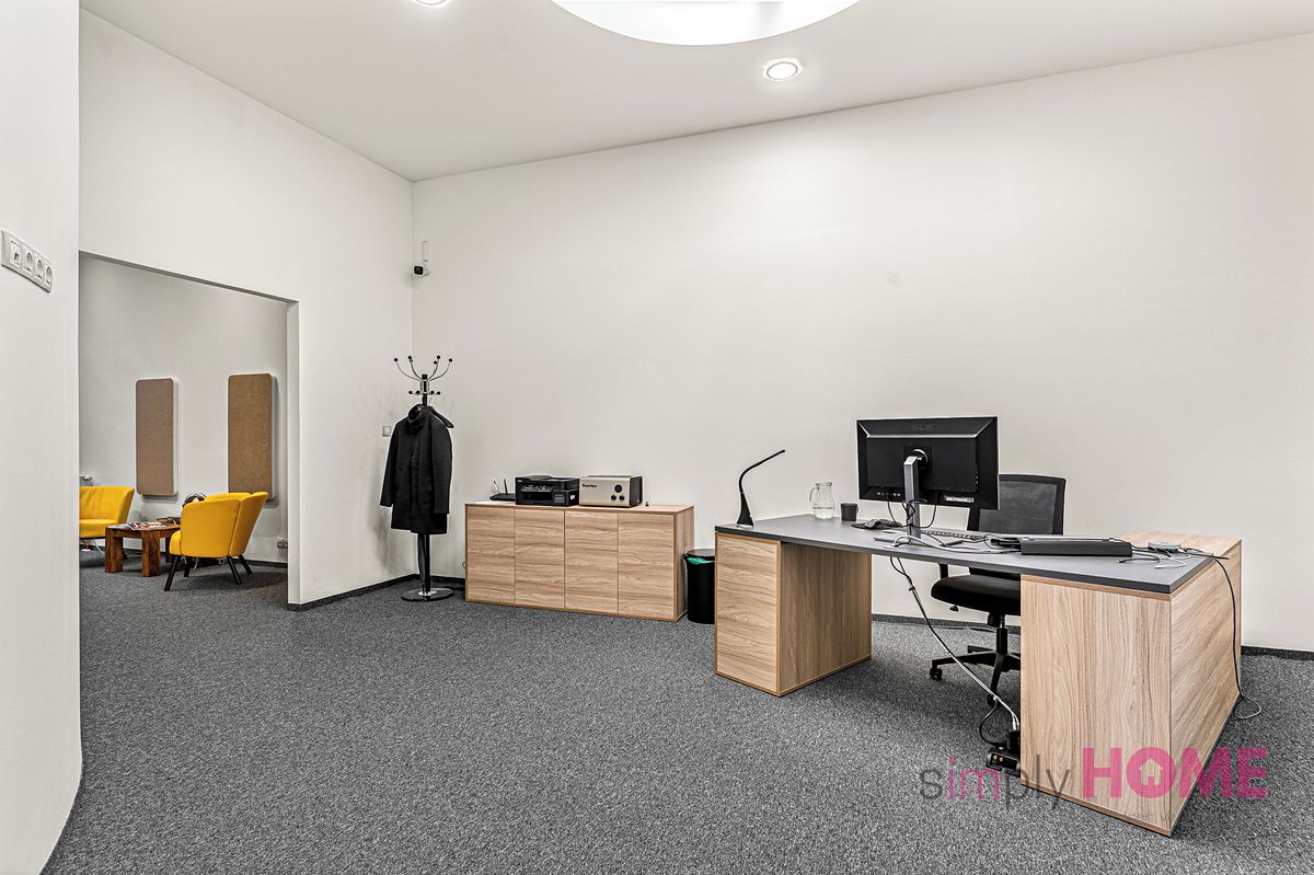 Prodej obchodního prostoru 212 m² – fotografie 5