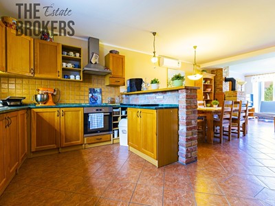 Prodej domu, 142 m² (3 z 16)