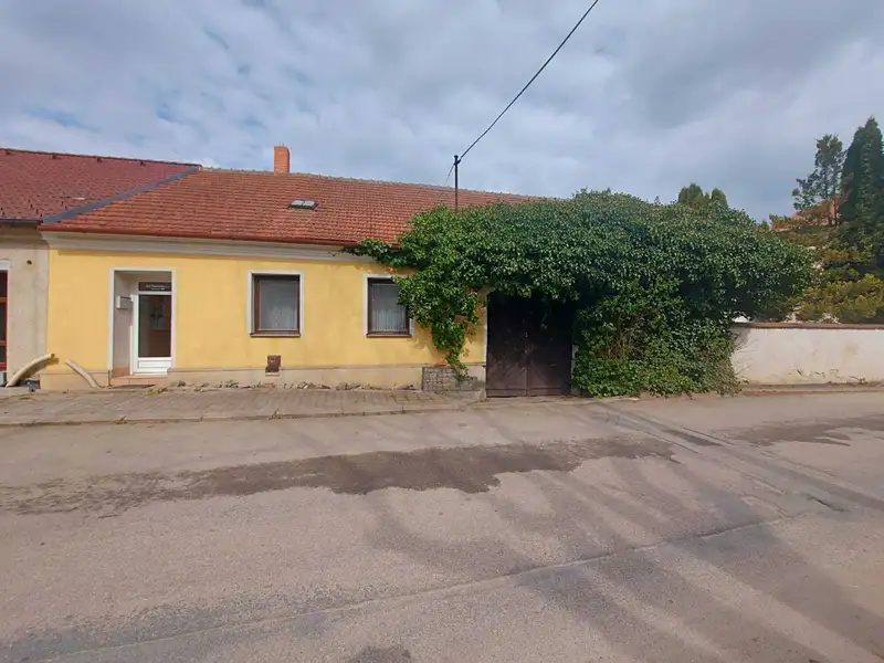 Prodej rodinného domu 311 m², pozemek 793 m², Lysice – náhled fotky 2