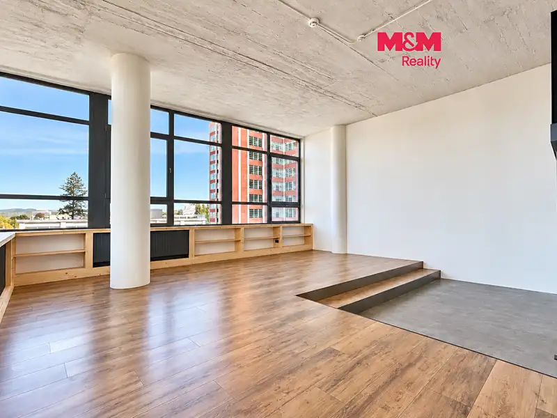 Prodej bytu 1+kk, 100 m², Zlín