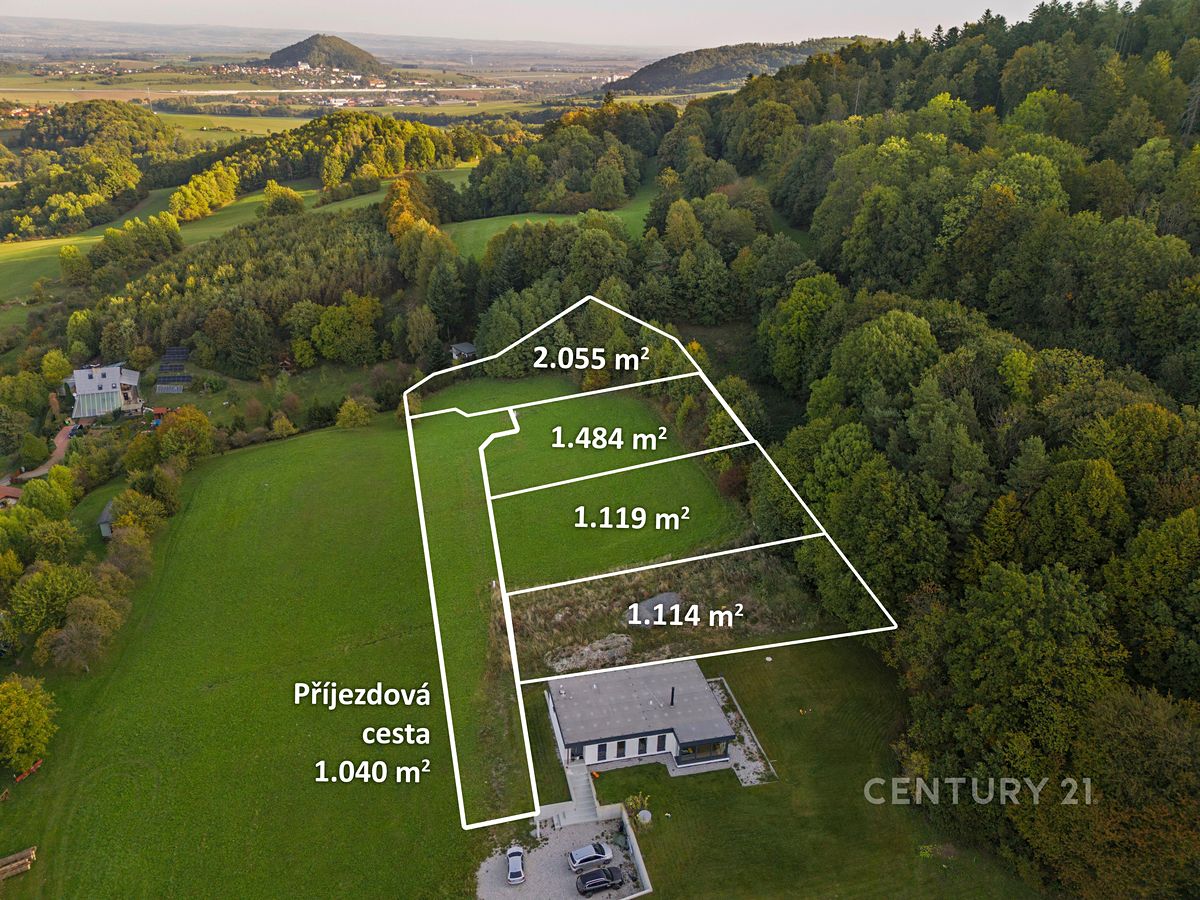 Prodej stavebního pozemku 6812 m² – fotografie 2