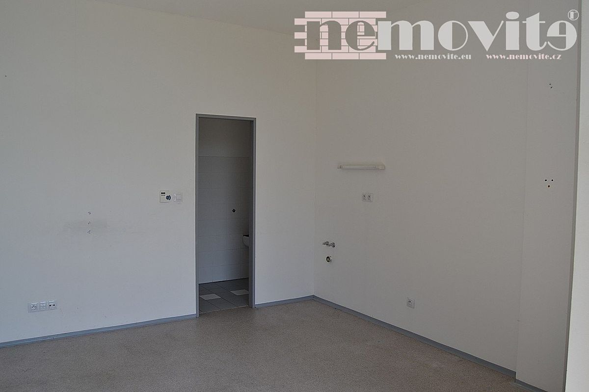 Prodej kanceláře 21 m² – fotografie 5