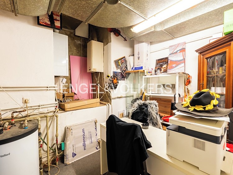 Комерційне приміщення в оренду, 200 м² (16 з 18)