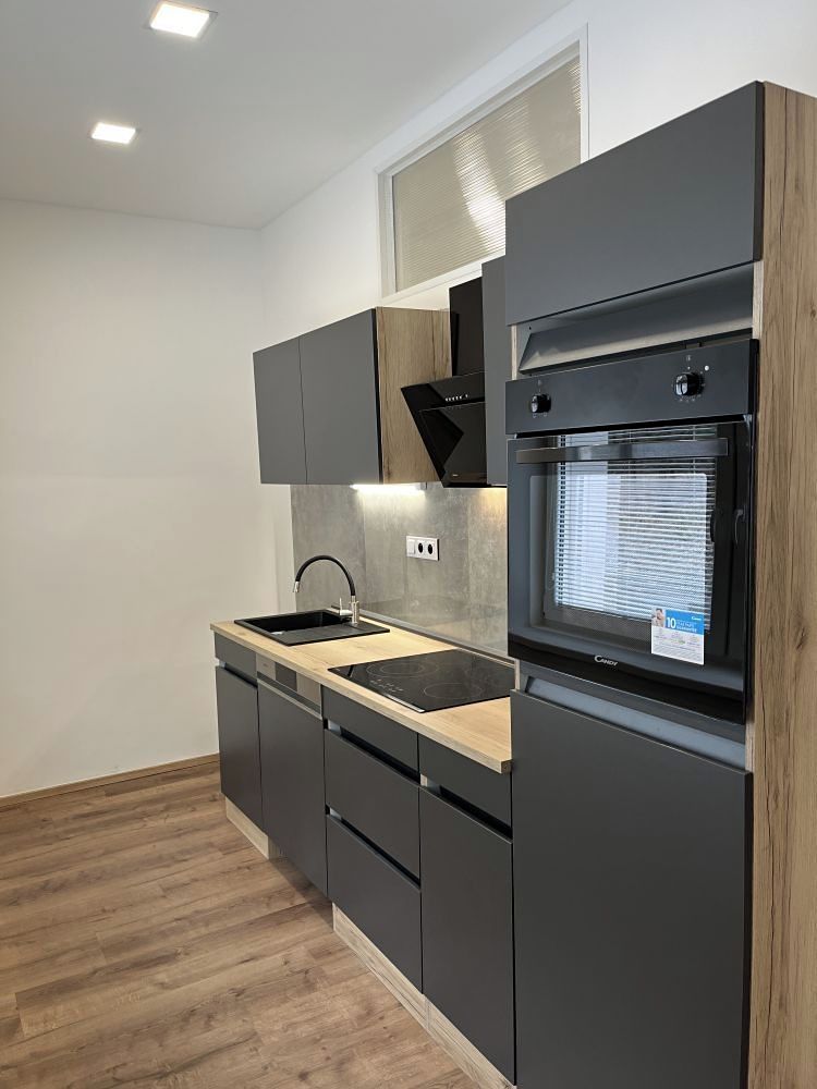 Pronájem bytu 1+kk 41 m² – fotografie 2