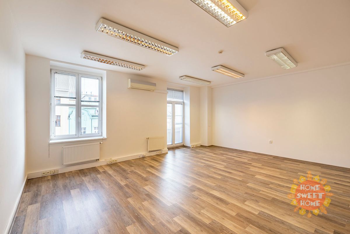 Pronájem kanceláře 41 m² – fotografie 3