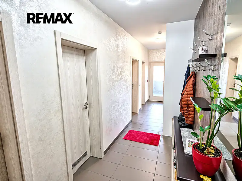 Prodej bytu 3+kk 83 m², Praha – náhled fotky 1