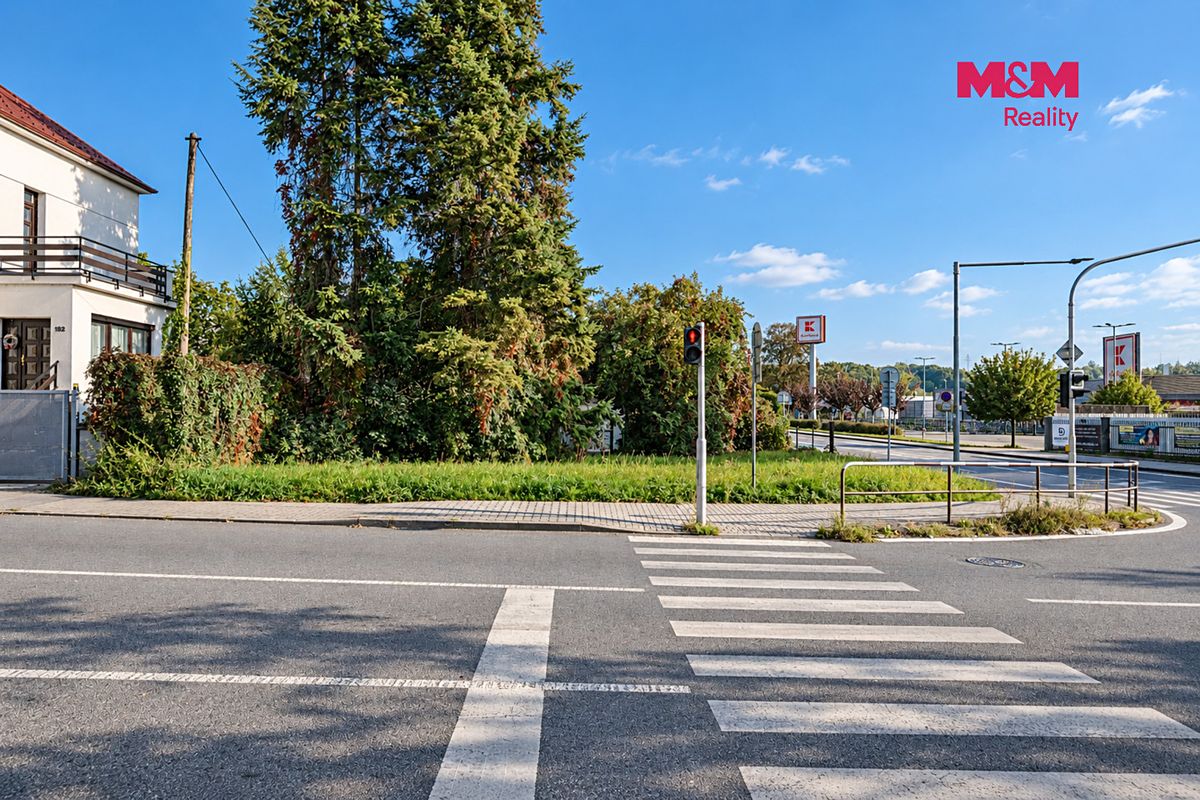 Prodej stavebního pozemku 552 m² – fotografie 5