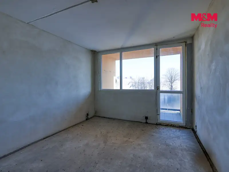 Pronájem bytu 4+1 80 m², Rovná – náhled fotky 3