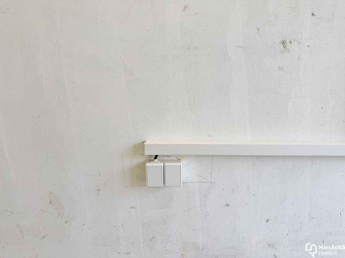 Prodej garáže 21 m² – fotografie 4