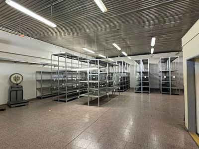 Pronájem skladového prostoru 205 m²