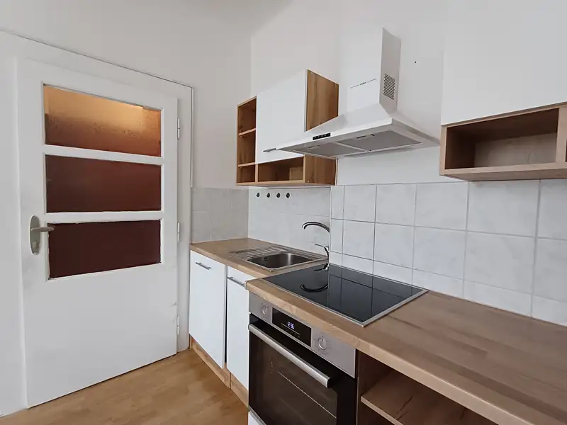 Prodej bytu 3+1 77 m², Plzeň – náhled fotky 2