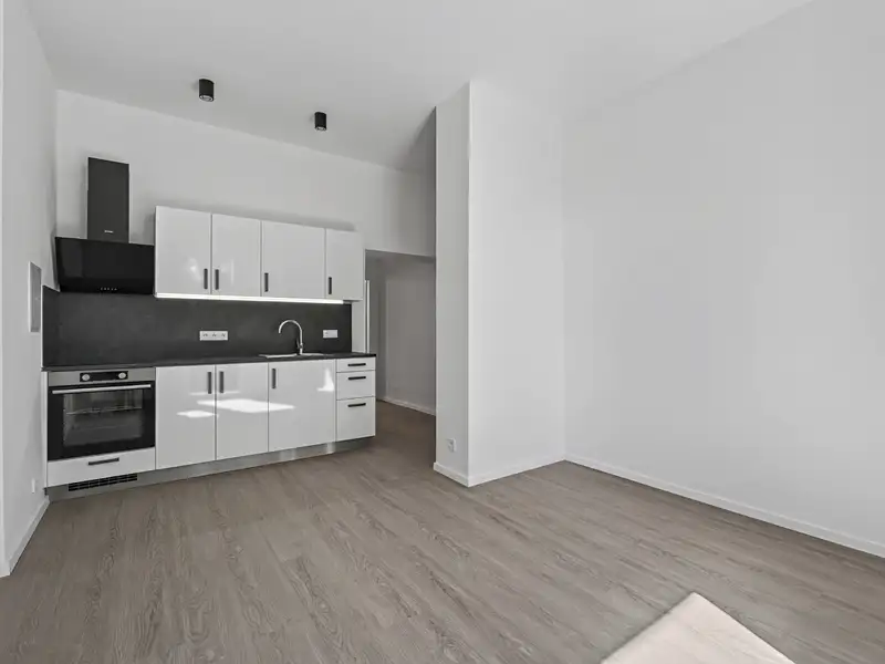 Pronájem bytu 2+kk 50 m², Varnsdorf – náhled fotky 3