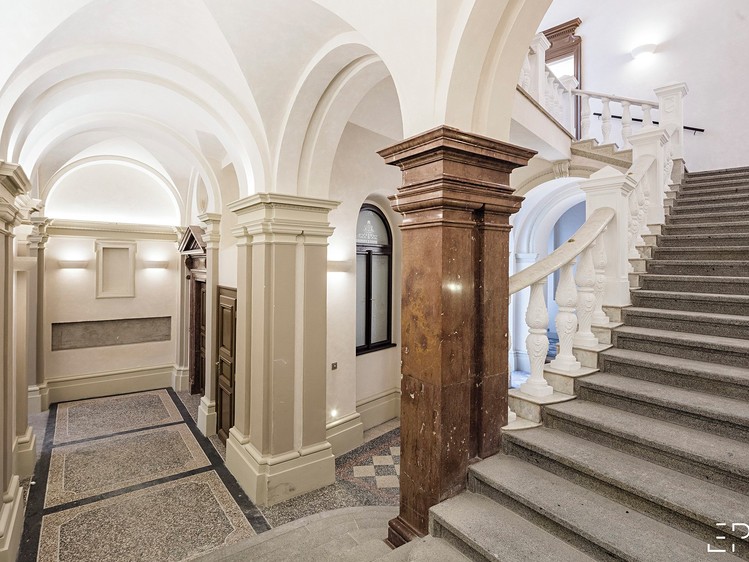 Pronájem bytu 4+kk, 140 m² (28 z 35)