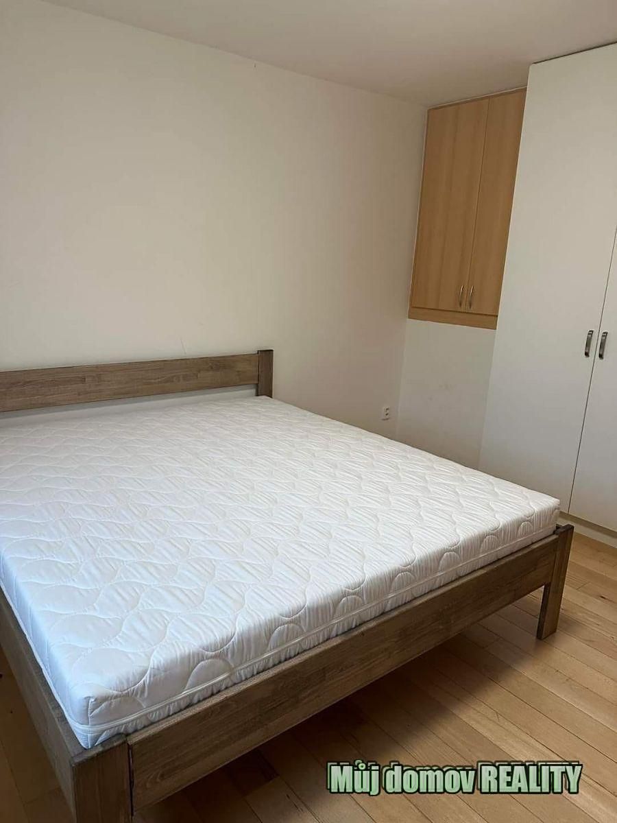 Pronájem bytu 3+kk 70 m² – fotografie 4