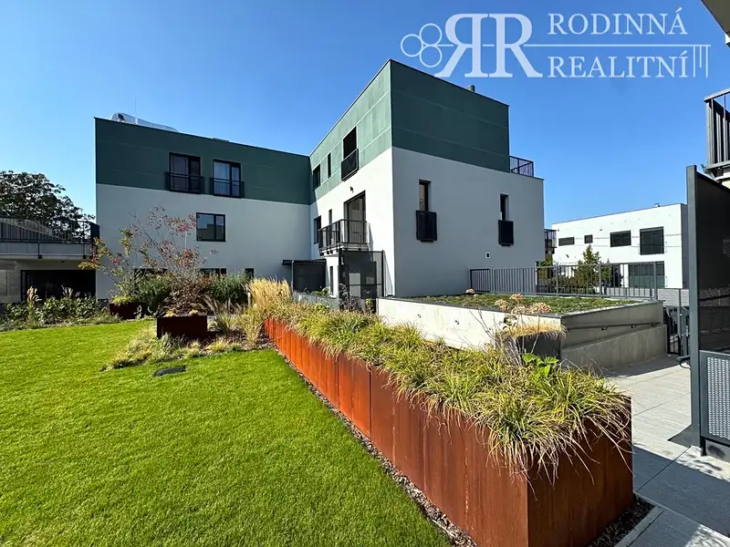 Pronájem bytu 3+kk 75 m², Praha – náhled fotky 2