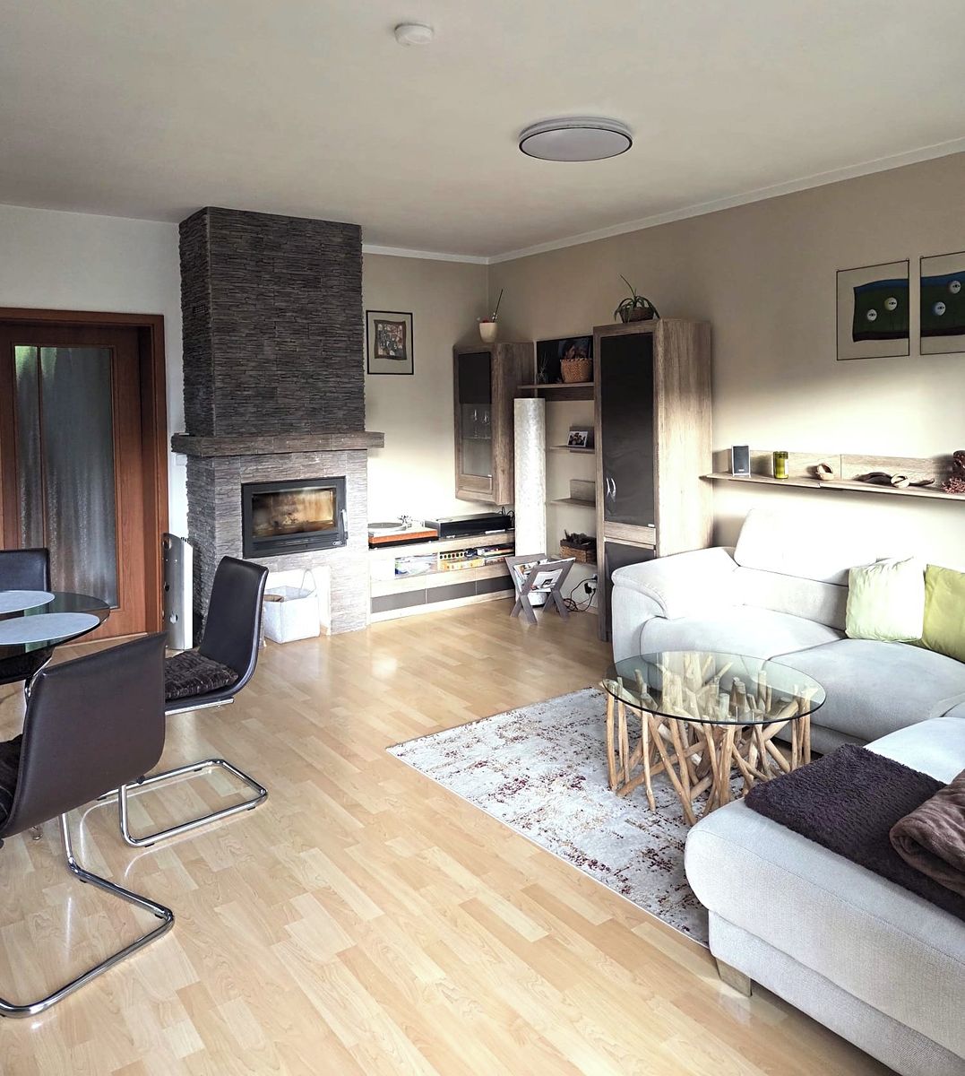 Prodej rodinného domu 204 m², pozemek 1215 m² – fotografie 4