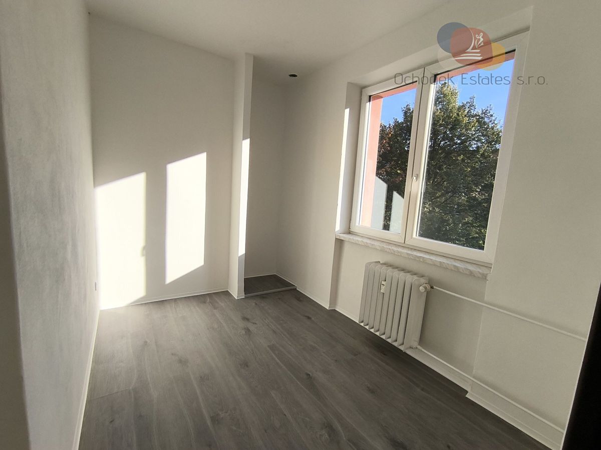 Pronájem bytu 2+kk 36 m² – fotografie 3