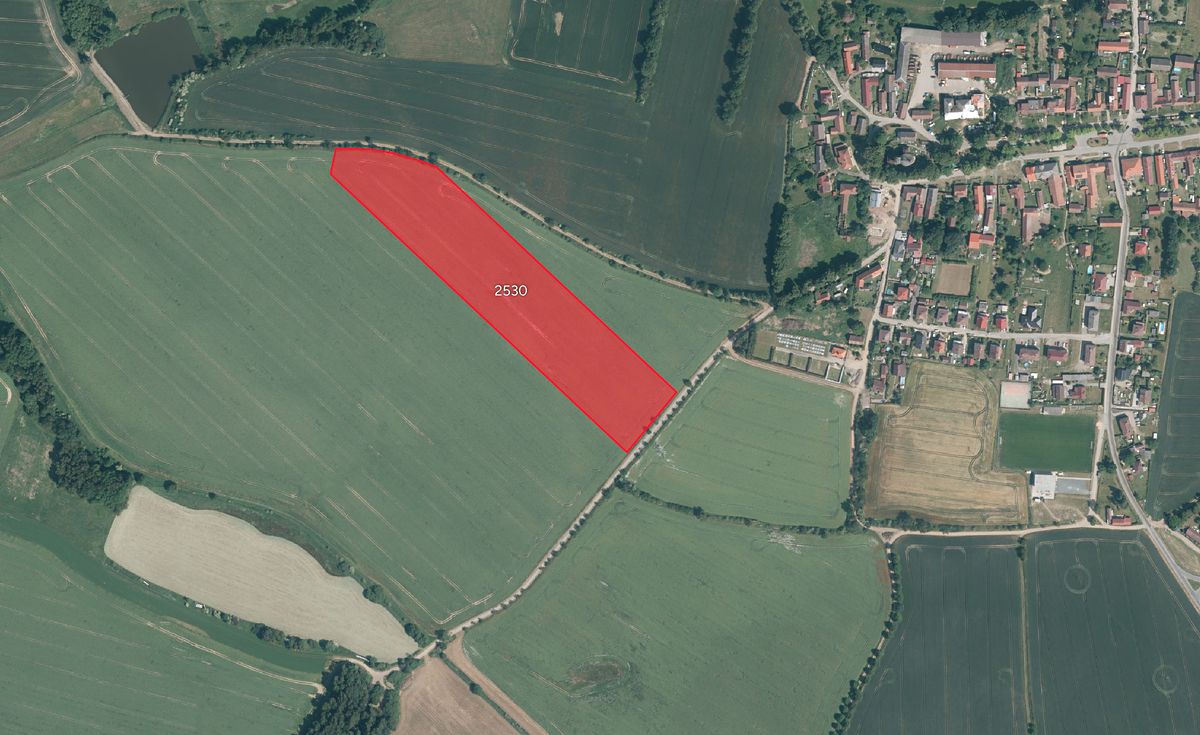 Prodej pole 38738 m², Pravonín – fotka 1 z 3