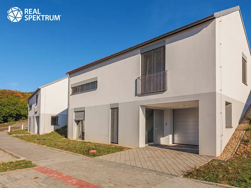 Prodej rodinného domu 176 m², pozemek 552 m², Vohančice – náhled fotky 3